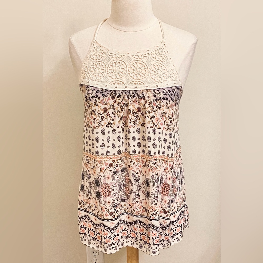 Maurices Cream Pink Crochet Ditsy Floral SZ M Shabby Chic Boho Halter Tank Top